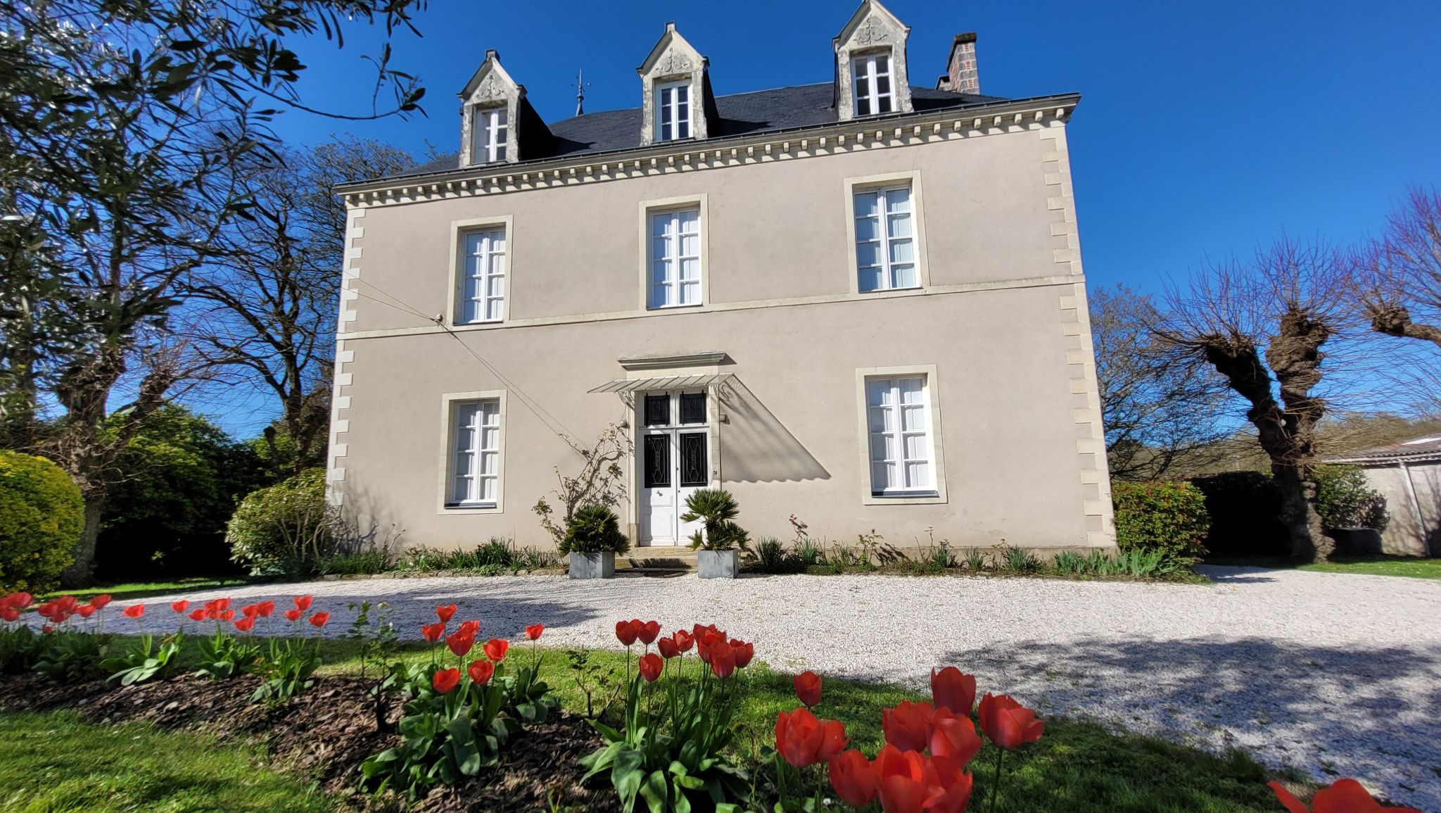Maison de ma�tre, 290 m2, � Haute Goulaine