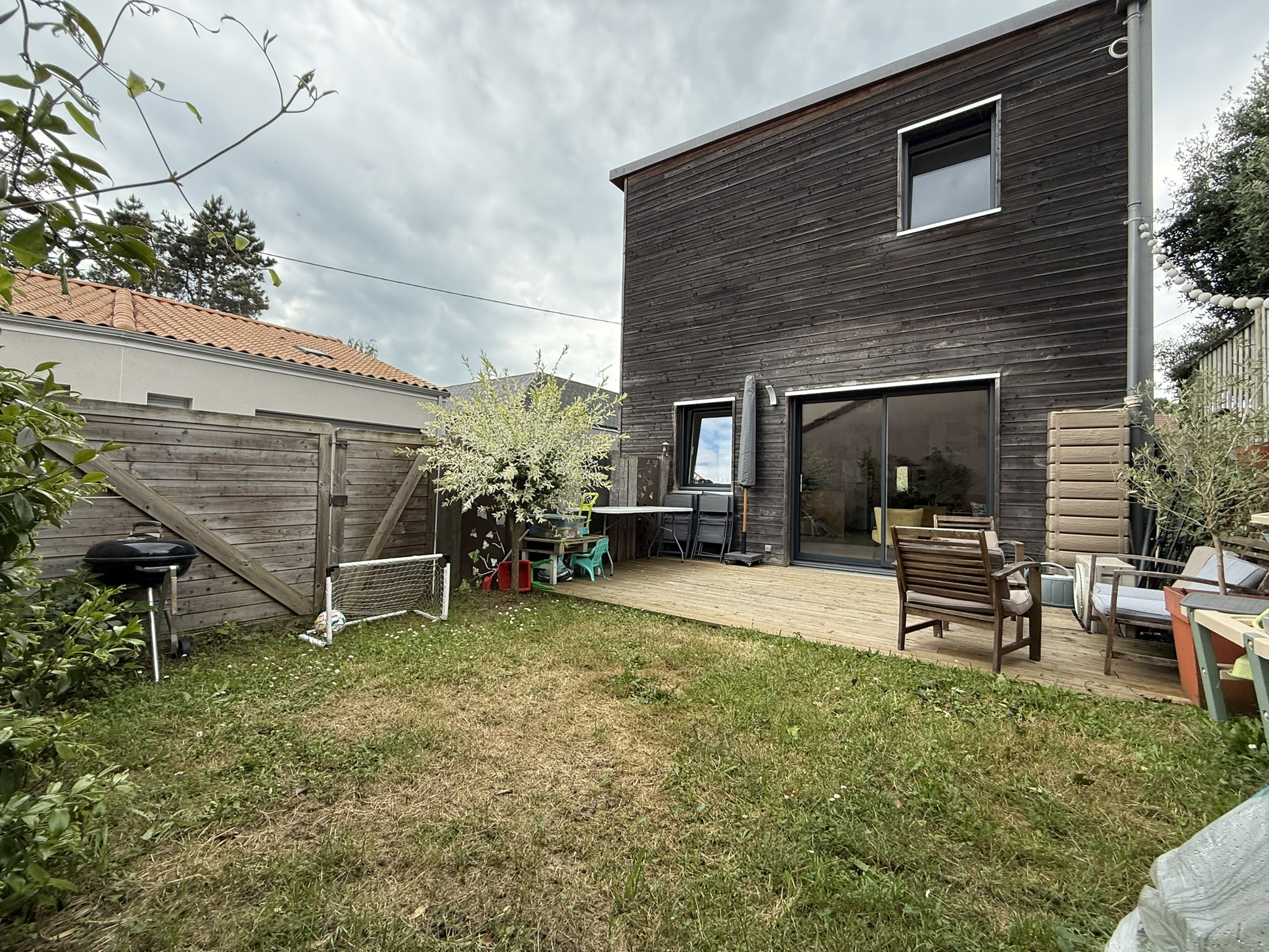 Maison 89m2 - 3ch, abri jardin - Jardin 127m2