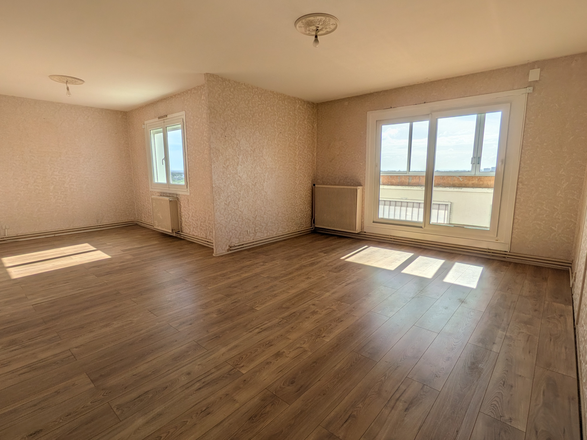 Appartement - 100 m2 - 5 pi�ces