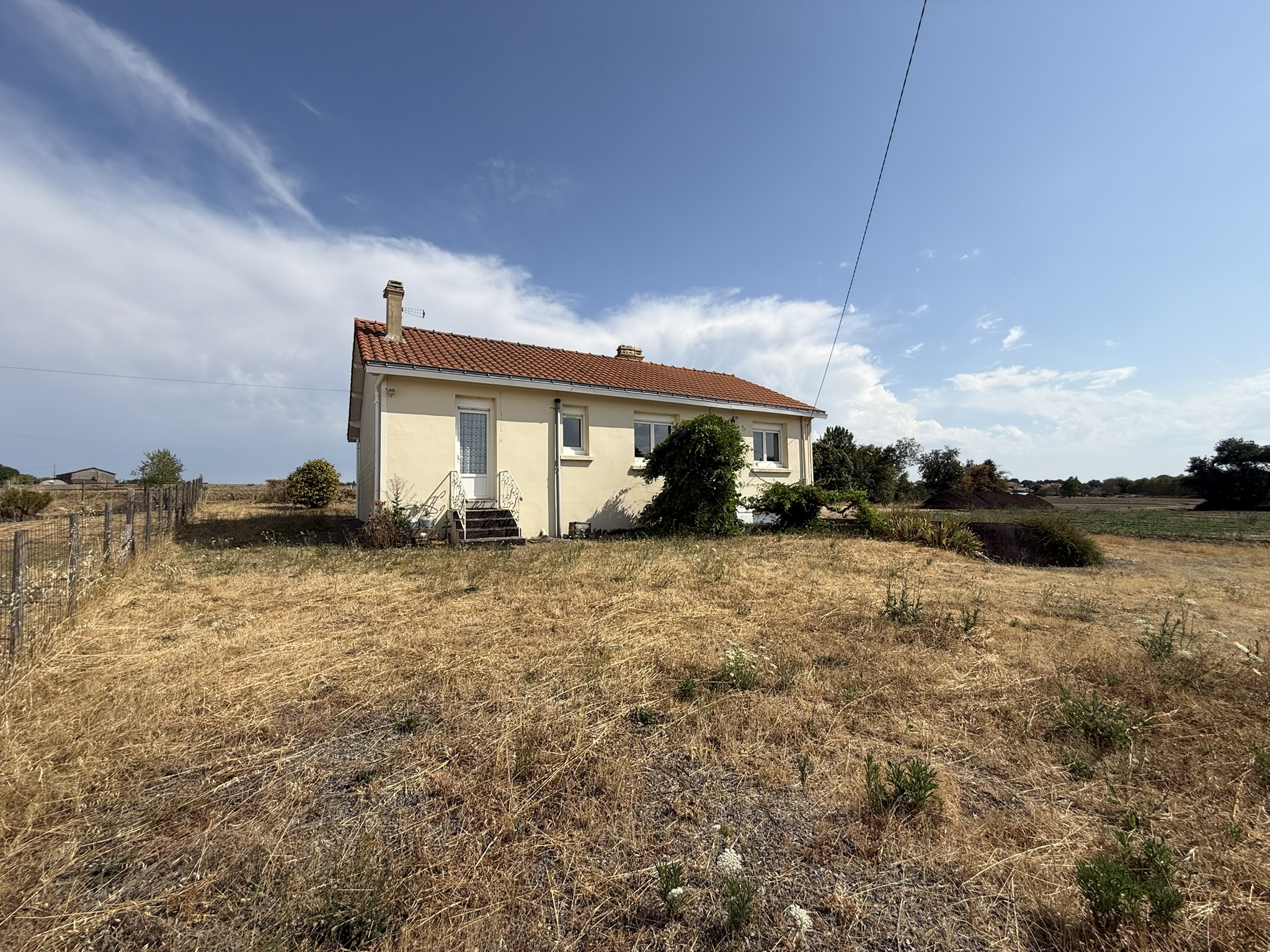 Maison 85,79m2 - 3ch, garage 28m2 - Jardin 896m2