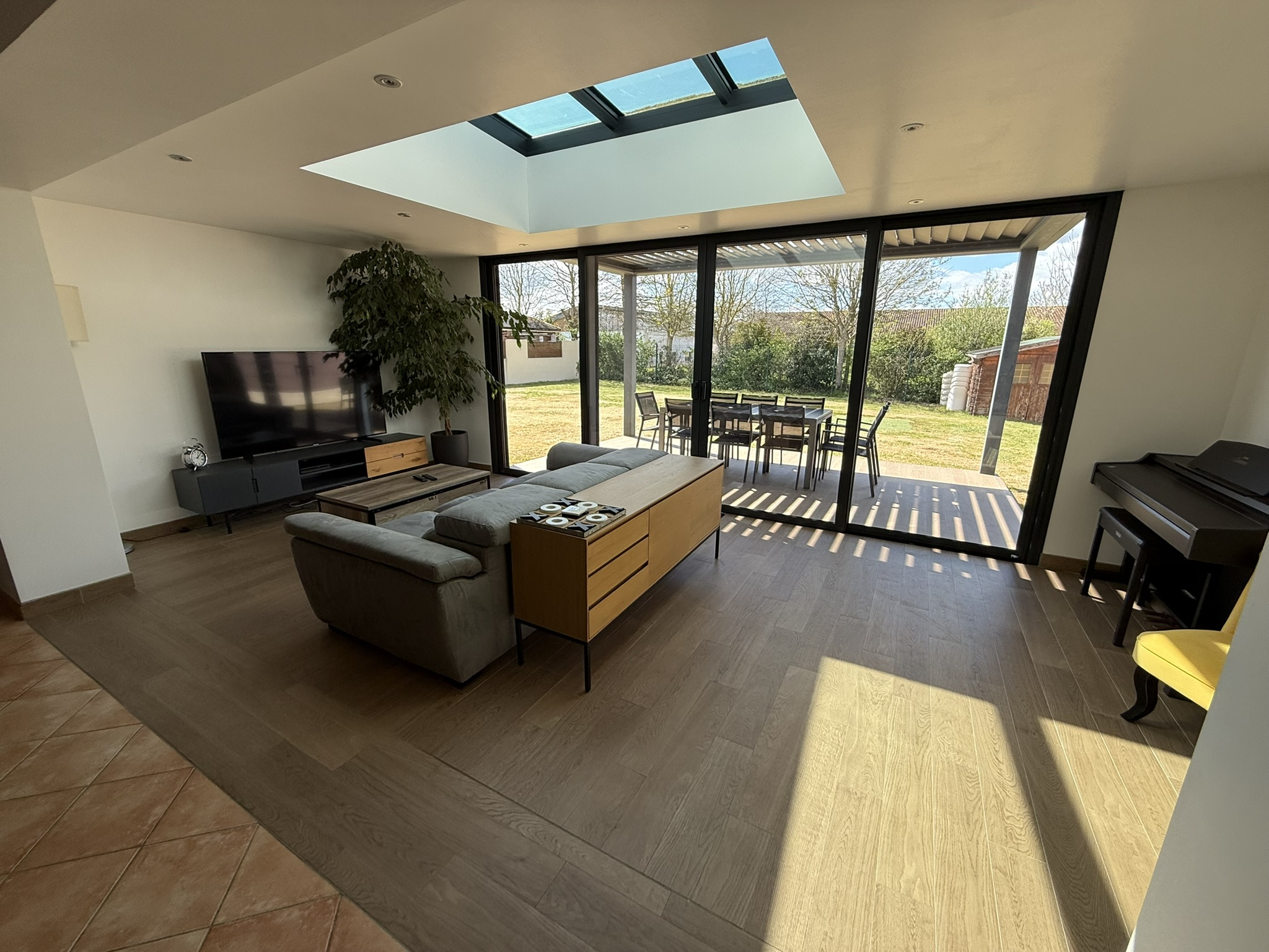 Maison 140m2 - 3ch, 2 bureaux, pr�au, abri jardin - Jardin 700m2