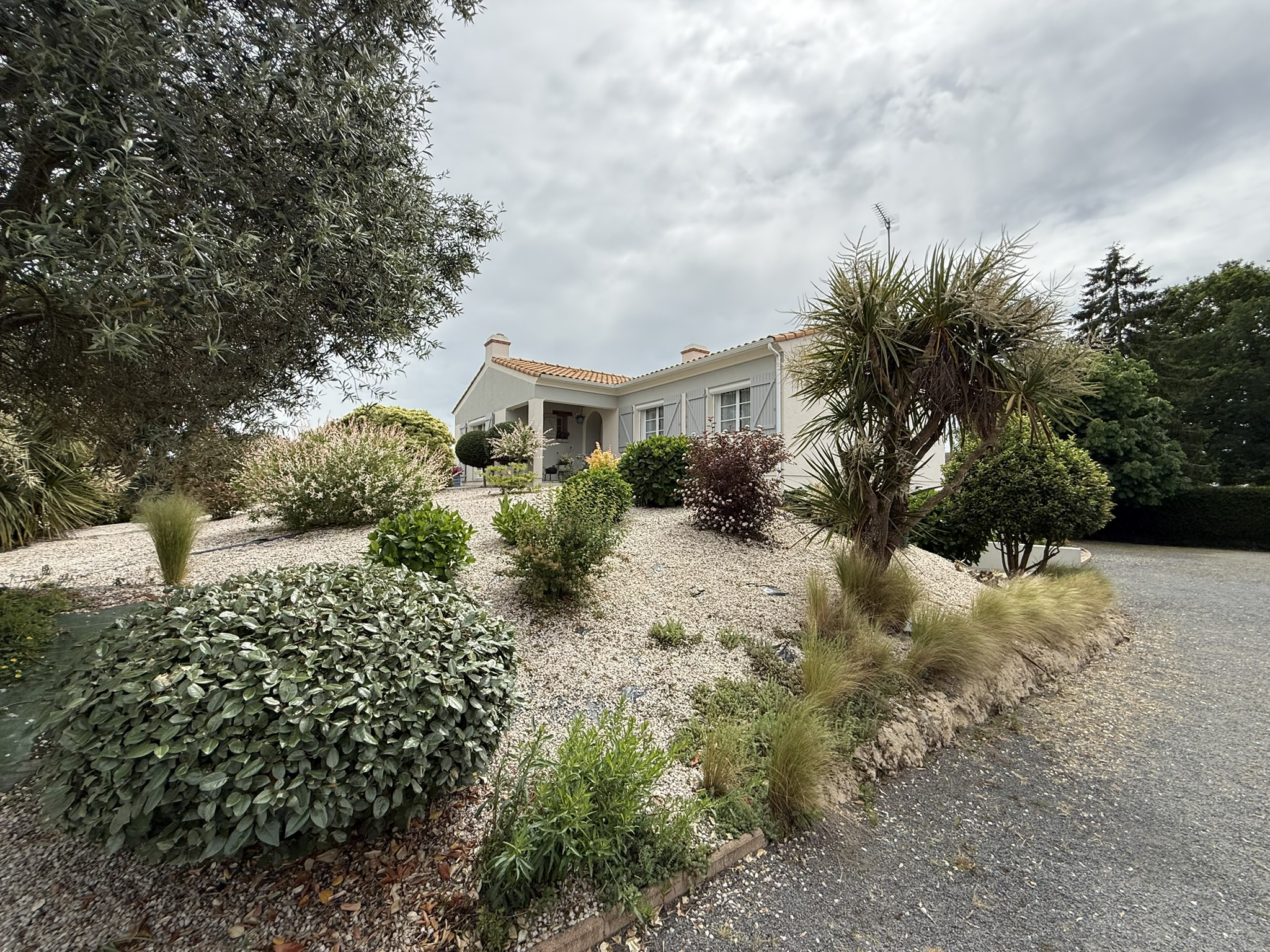 Maison 122m2 - 3ch, Sous-sol 107m2 - Jardin 1425m2